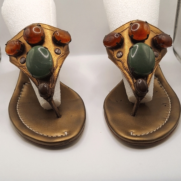 Women's shoes - Picture 1 of 11